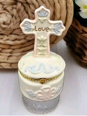 Greenbrier International Cross Trinket Box Magnetic Closure Pastel Colors Easter